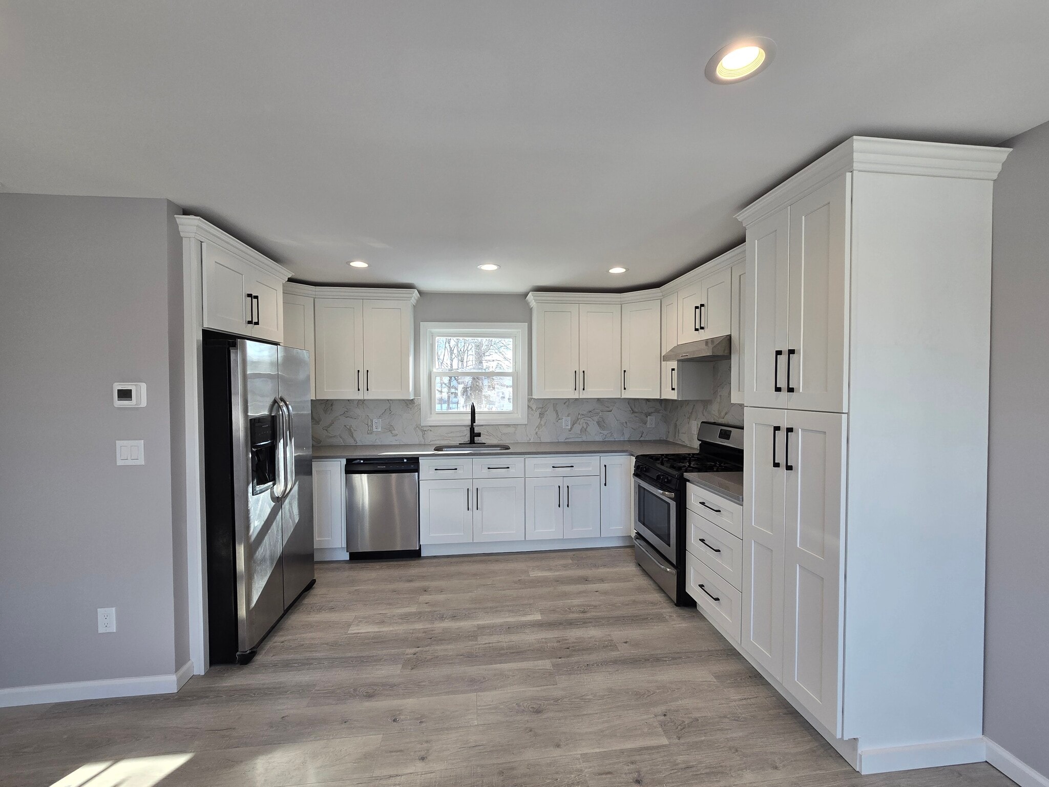 Building Photo - 42 Parkway Blvd