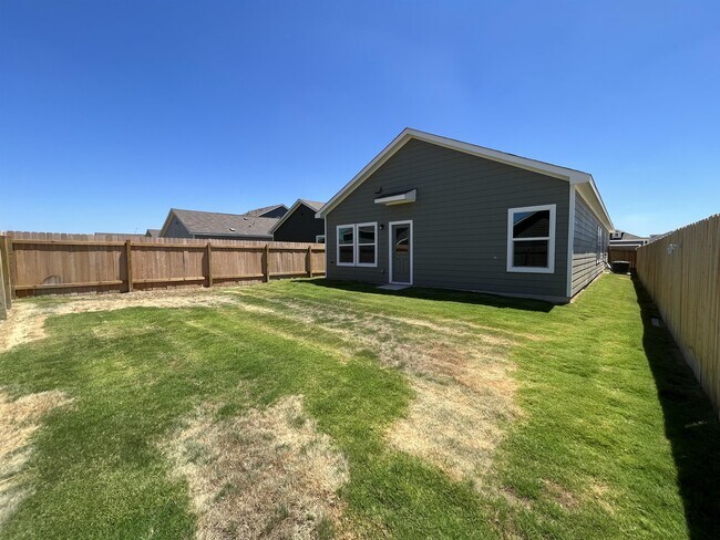 Building Photo - 312 Freshwater Dr