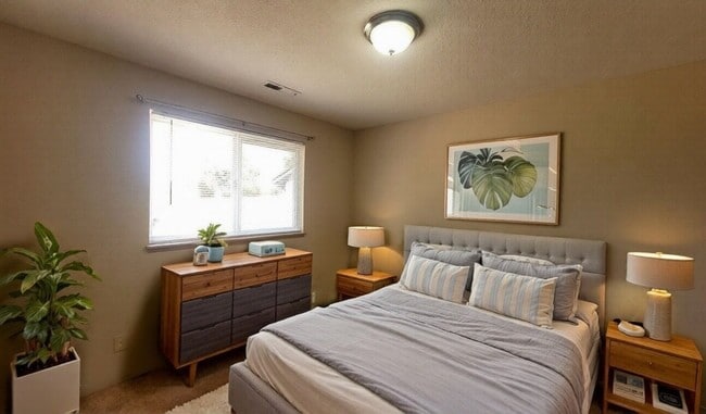 Building Photo - 237 Lancaster Ave