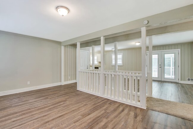 Building Photo - 8596 Timber Lane Dr