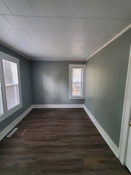 Building Photo - 2642 Riordan St