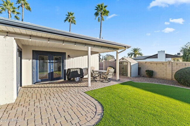 Building Photo - 5245 E Acoma Dr