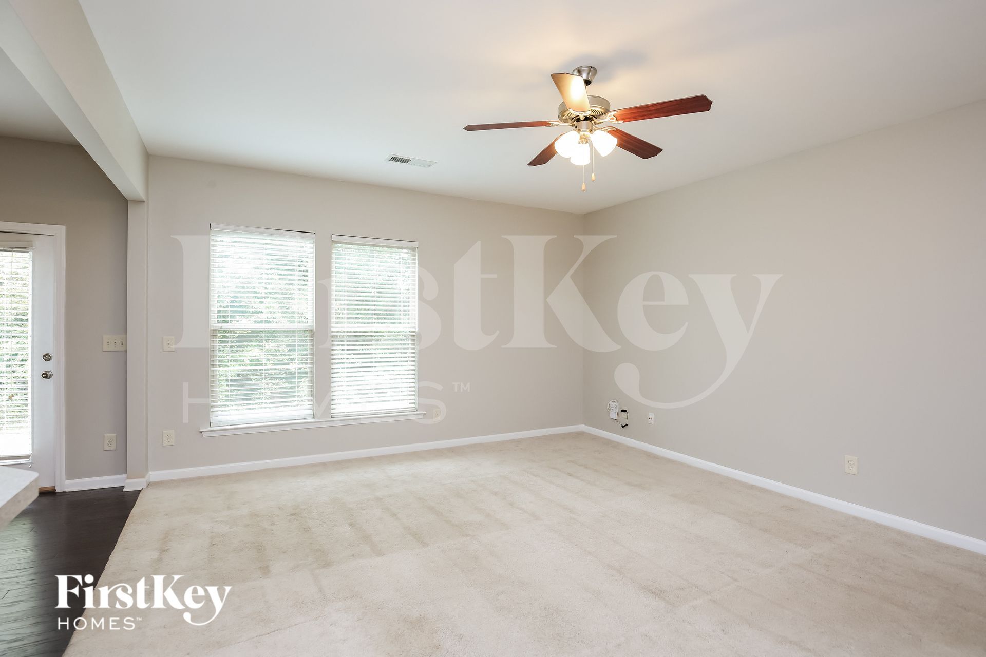 Building Photo - 1211 Image Ives Dr