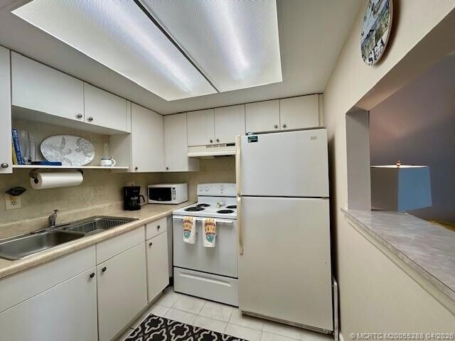 Building Photo - 2929 SE Ocean Blvd