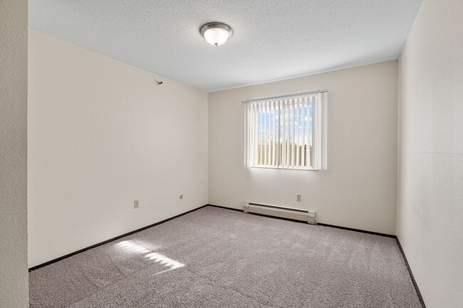 Floorplan - Summit Square