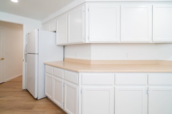 Building Photo - 4530 Red Fox Ln