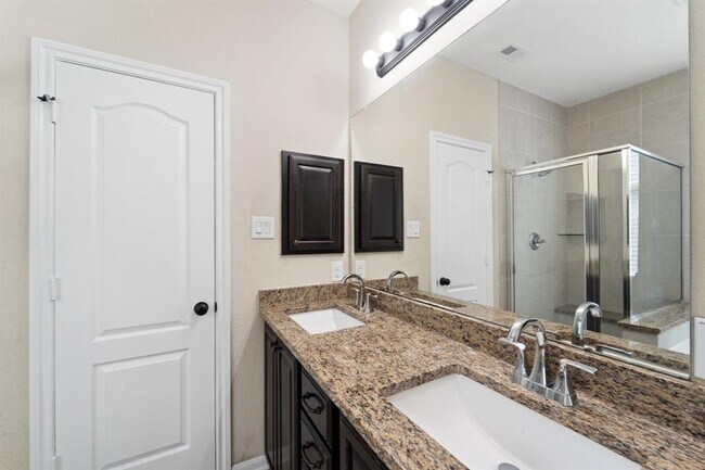 Building Photo - 29022 Crystal Rose Ln