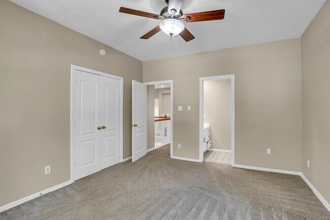 Building Photo - 4407 Magnolia Ln