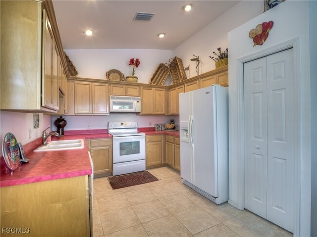 Building Photo - 3120 Meandering Way