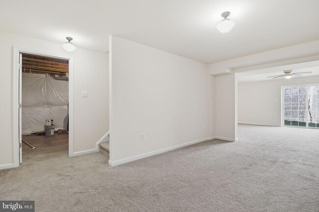 Building Photo - 950 Grouse Pointe Dr
