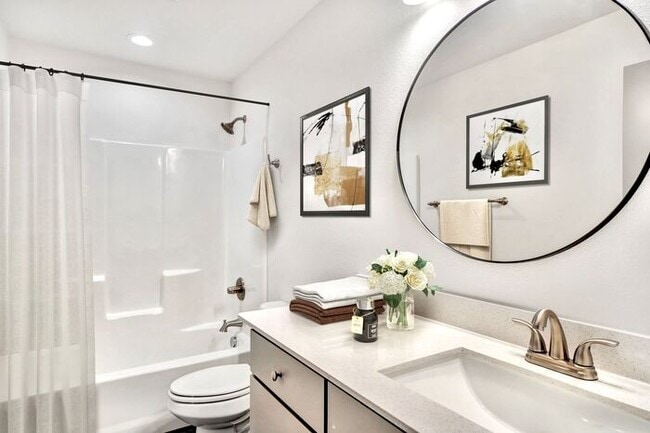 Building Photo - Sign a Lease By the End of July and Receive One Month of FREE Rent! Luxury 3 Bedroom 2.5 Bath Tow...