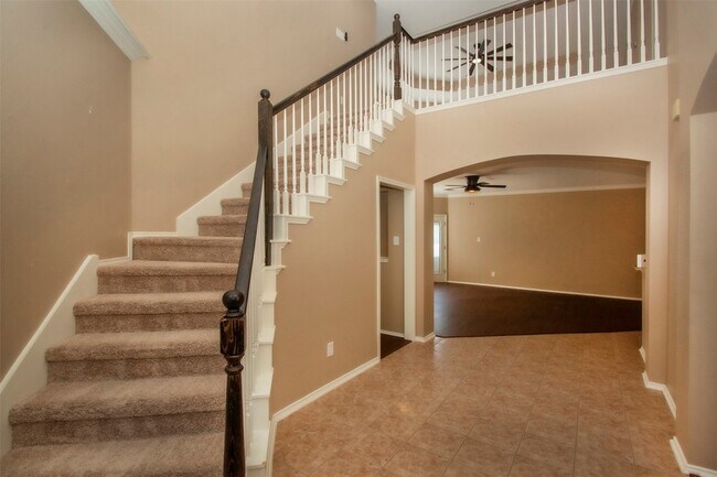 Building Photo - 3412 Pueblo Dr