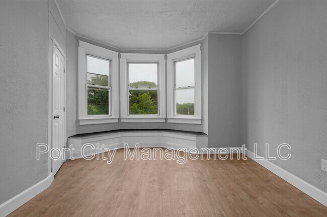 Building Photo - 2800 Harford Rd