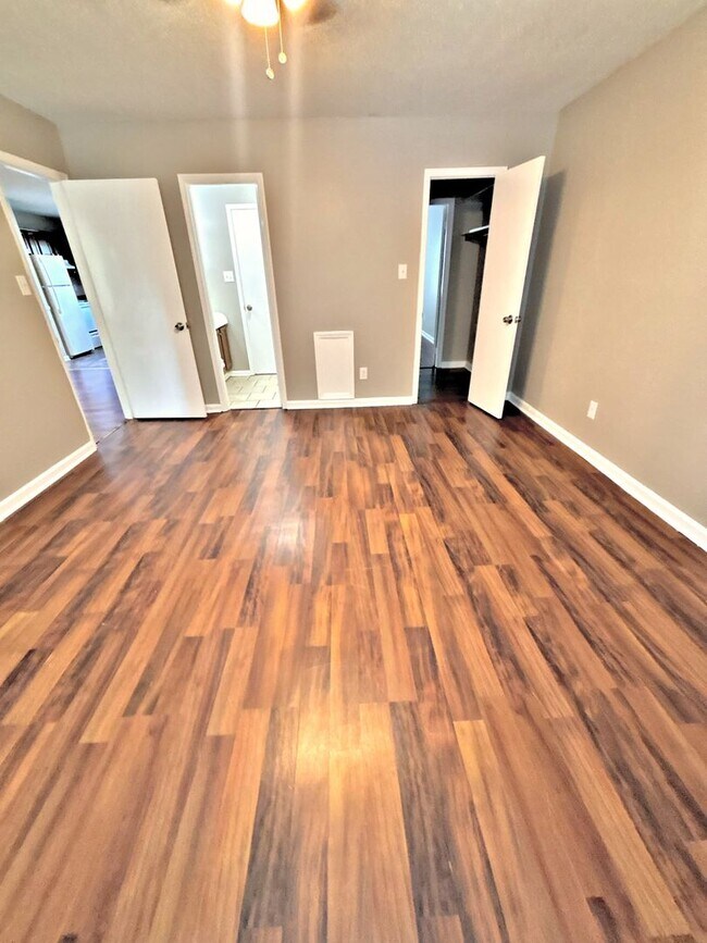 Building Photo - 2917 Wimberly Dr SW