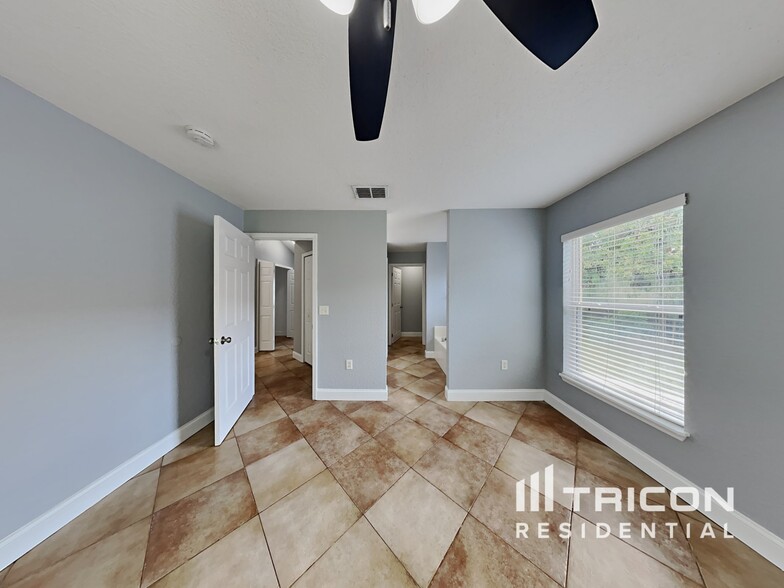 Building Photo - 20639 Macon Pkwy
