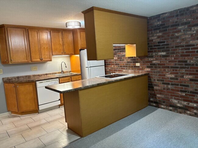 Building Photo - 157 Norton Ave
