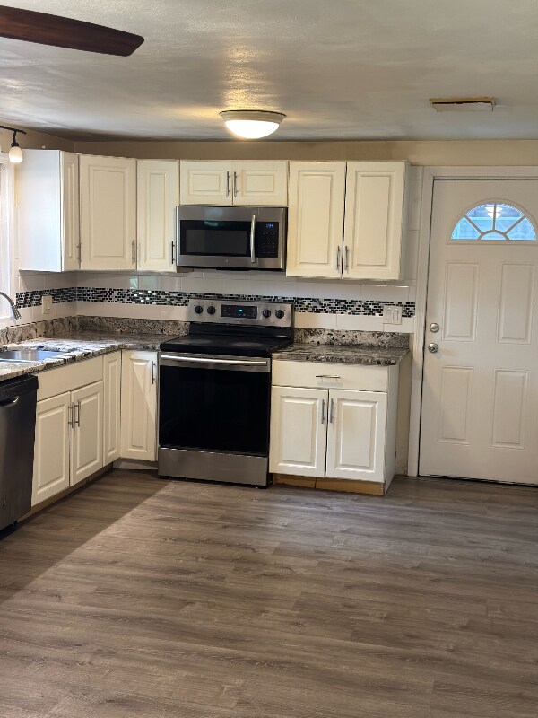 Building Photo - 92 Rambler St