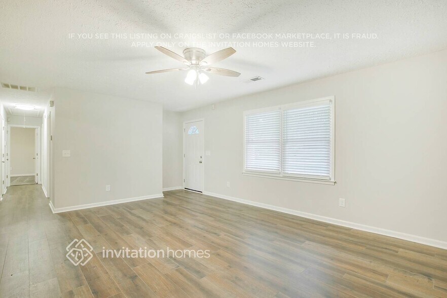 Building Photo - 67 Jeanette St