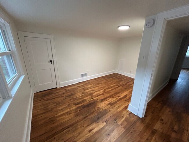 Building Photo - 408 Orchard Dr