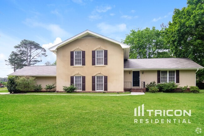 Building Photo - 2339 Country Club Dr SE