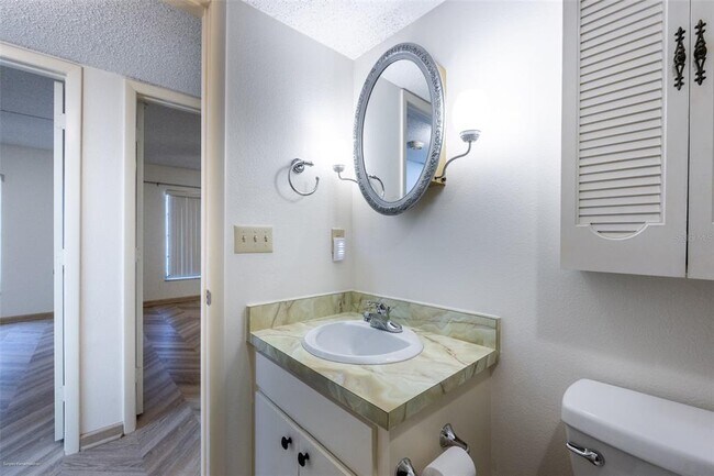 Building Photo - 2300 Aaron St