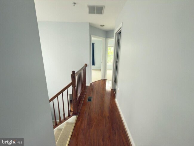 Building Photo - 11765 Skylark Rd