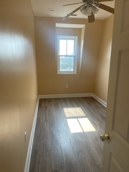 bedroom 3 view 2 - 1336 N Capitol St NW