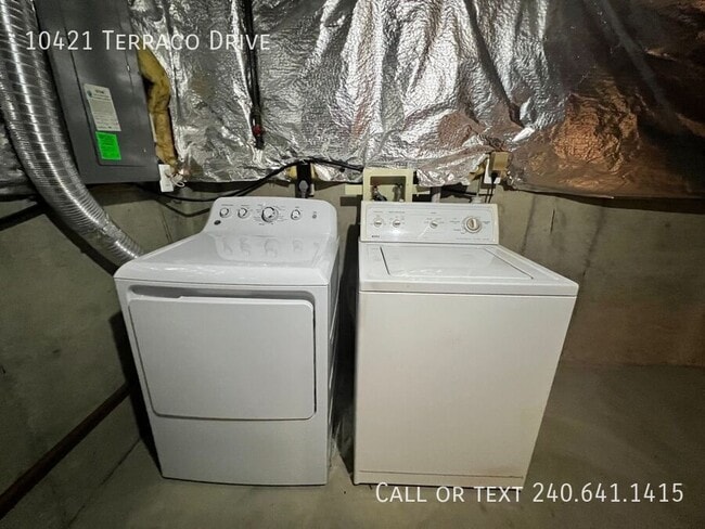 Building Photo - 10421 Terraco Dr