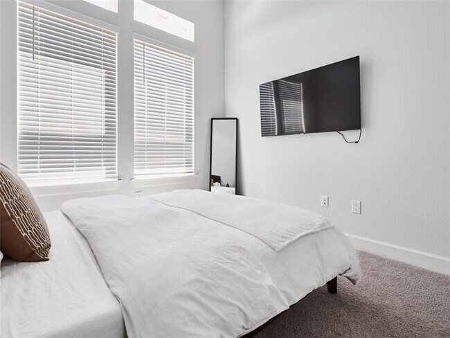 Building Photo - 4707 Sea Salt Dr