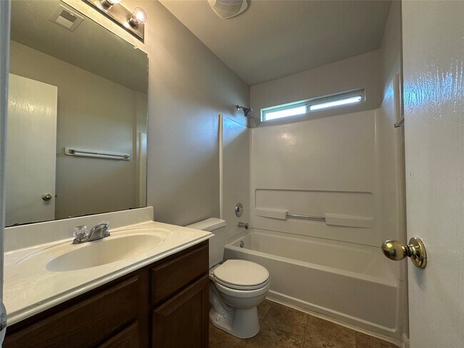Building Photo - 8607 Heather Bluff Ct