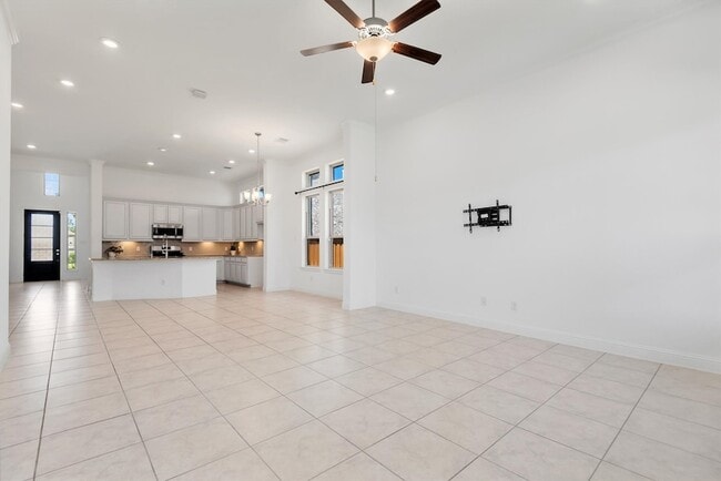 Building Photo - 28215 Whitmore Bend Dr