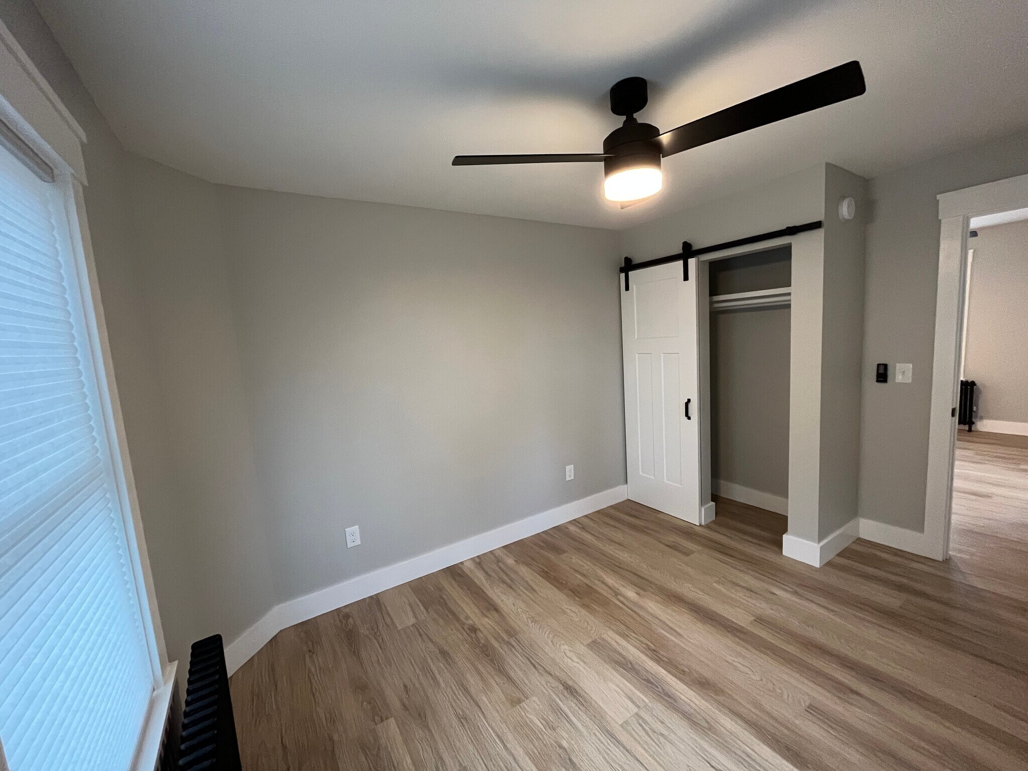 Building Photo - 39 Oxford St