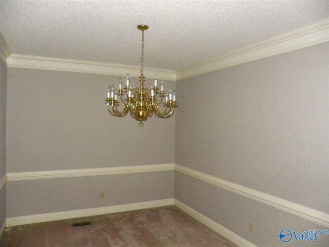 Building Photo - 101 Emerald Ln