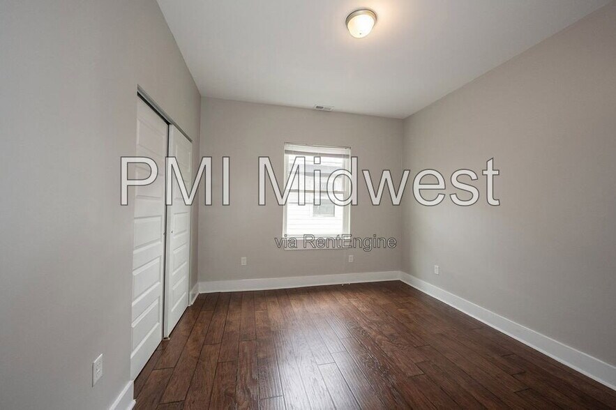 Building Photo - 2029 N College Ave