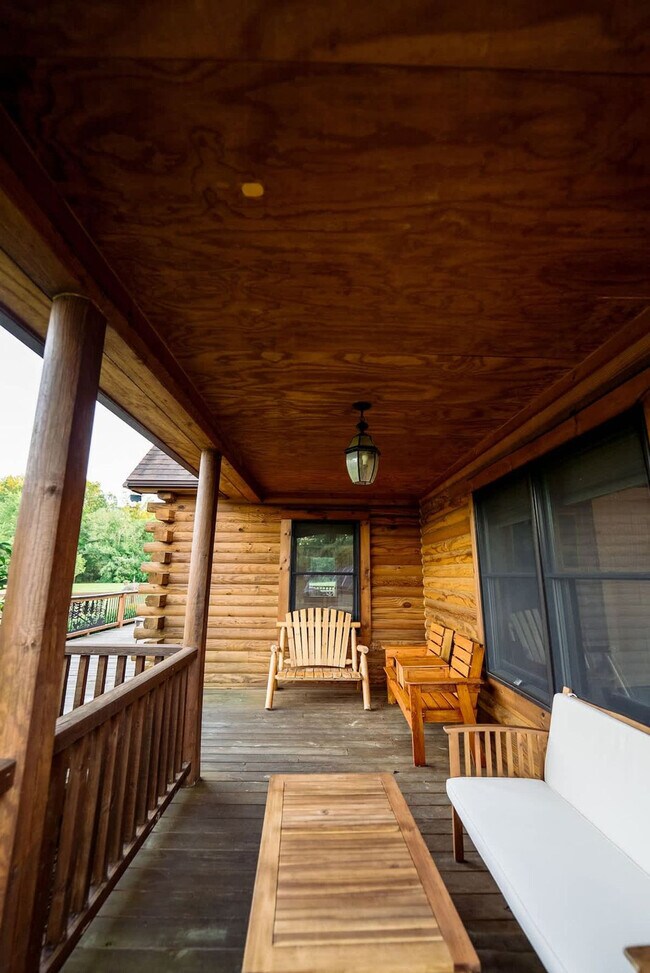 Building Photo - 7223 Ferry Rd