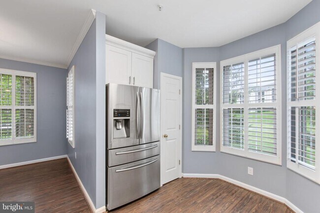Building Photo - 46608 Drysdale Terrace