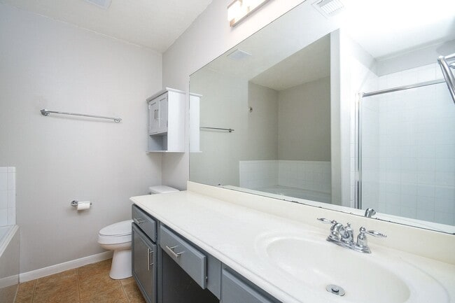 Building Photo - 13911 Sorrel Grove Ct