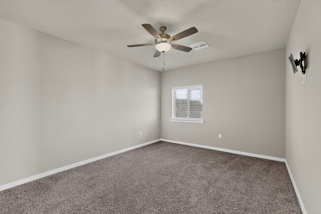 Building Photo - 9930 Isla Pl