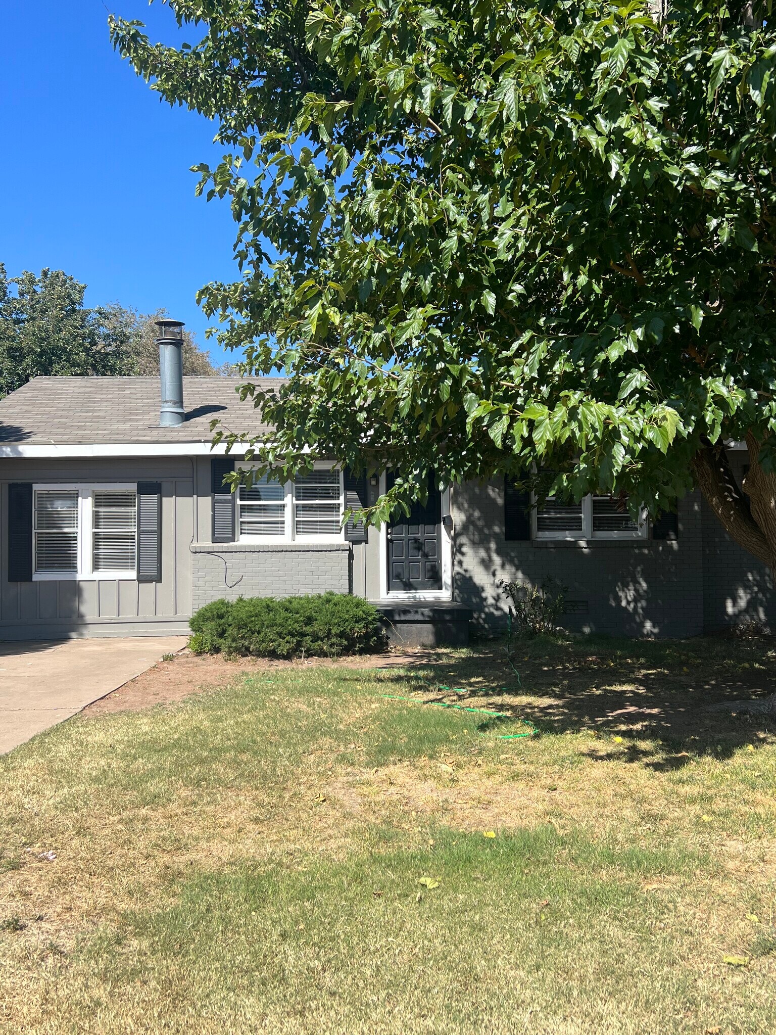 Building Photo - 4212 Garland St
