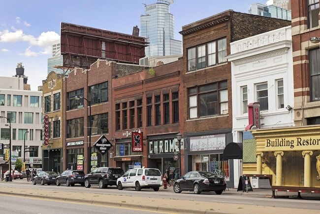 Building Photo - 345 N 6th Ave