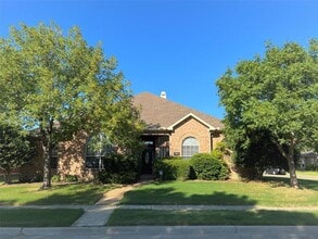 Building Photo - 702 Willow Ridge Ct