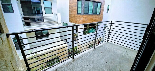 Building Photo - 2120 Sagebrush Walk