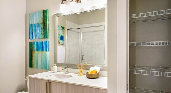 Building Photo - 3333 Allen Pkwy