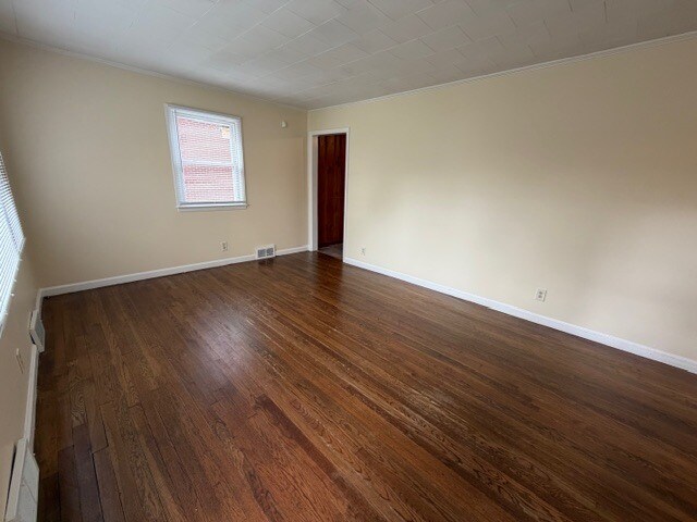 Building Photo - 4012 May St