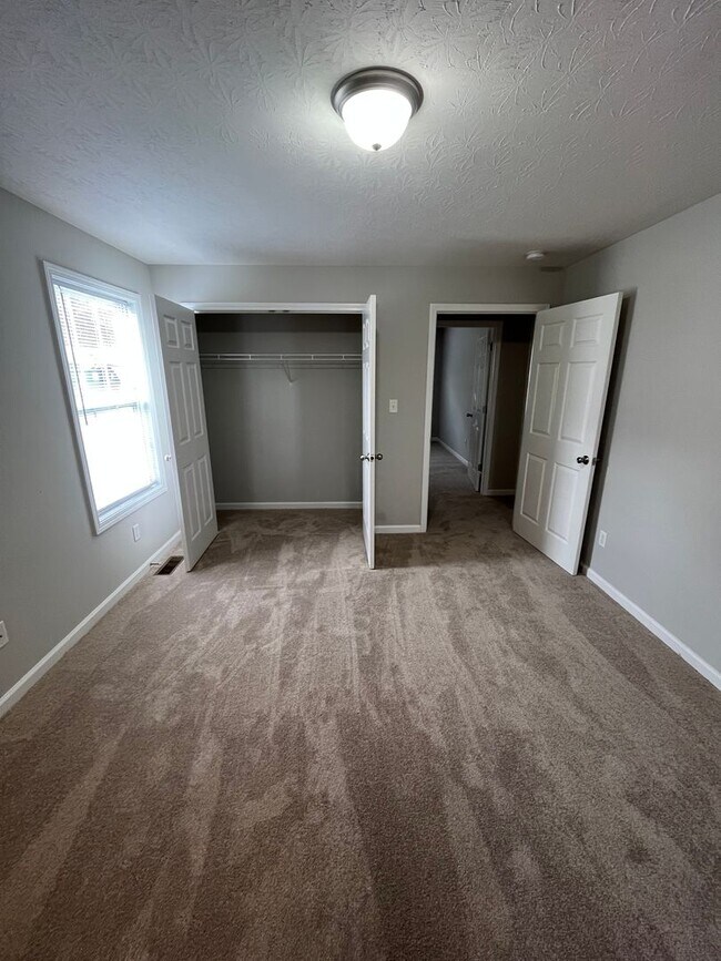 Building Photo - Upper Stone Apartments