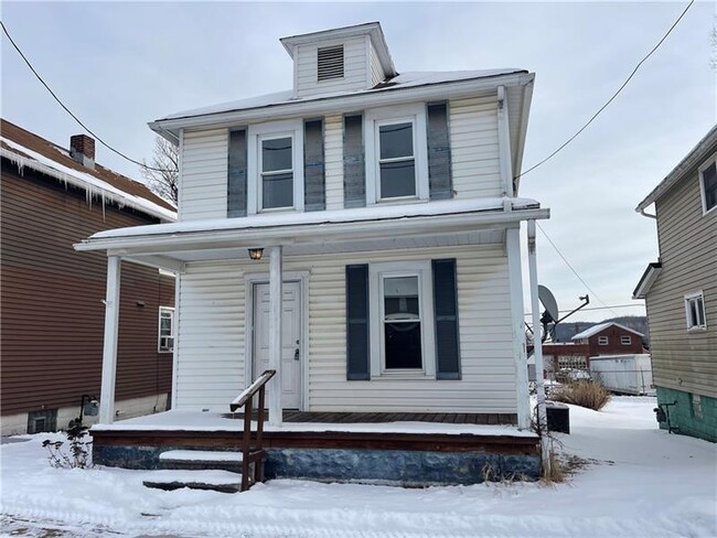 Primary Photo - 4535 4th Ave