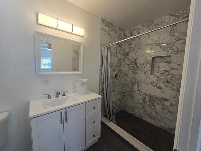 Building Photo - 2909 Hargill Dr