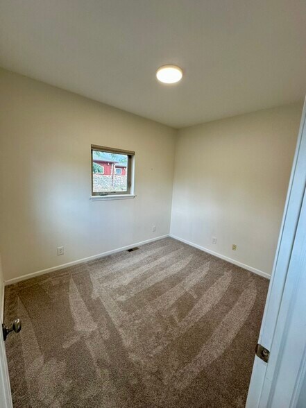 Office - 30469 Hilltop Dr