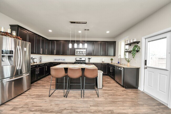 Building Photo - 15806 Winter Cypress Wy