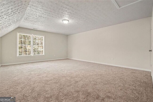 Building Photo - 175 Woodsong Dr